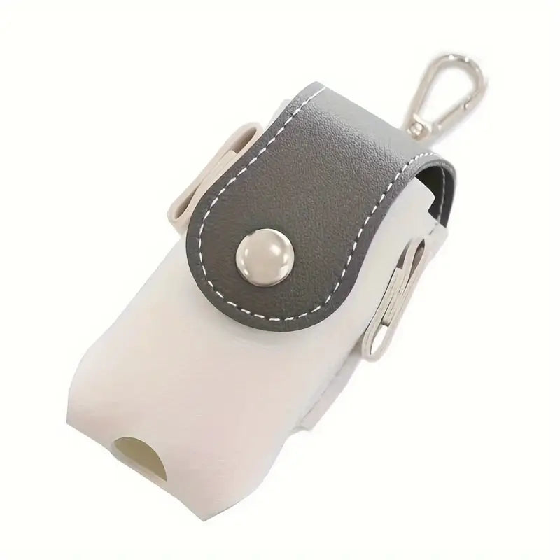 LEATHER GOLF BALL HOLDER
