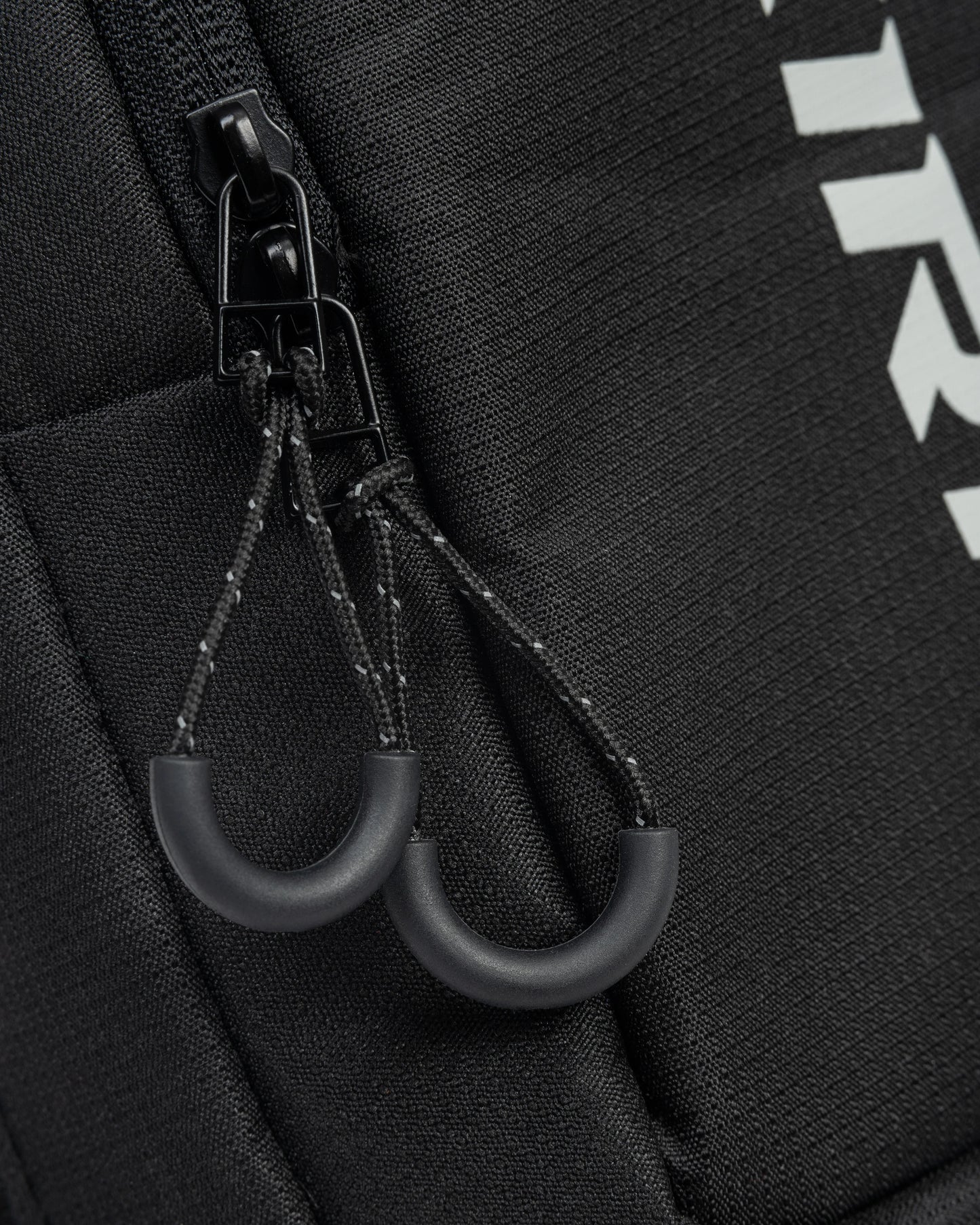 CORE LINE PICKLEBALL SLING BAG