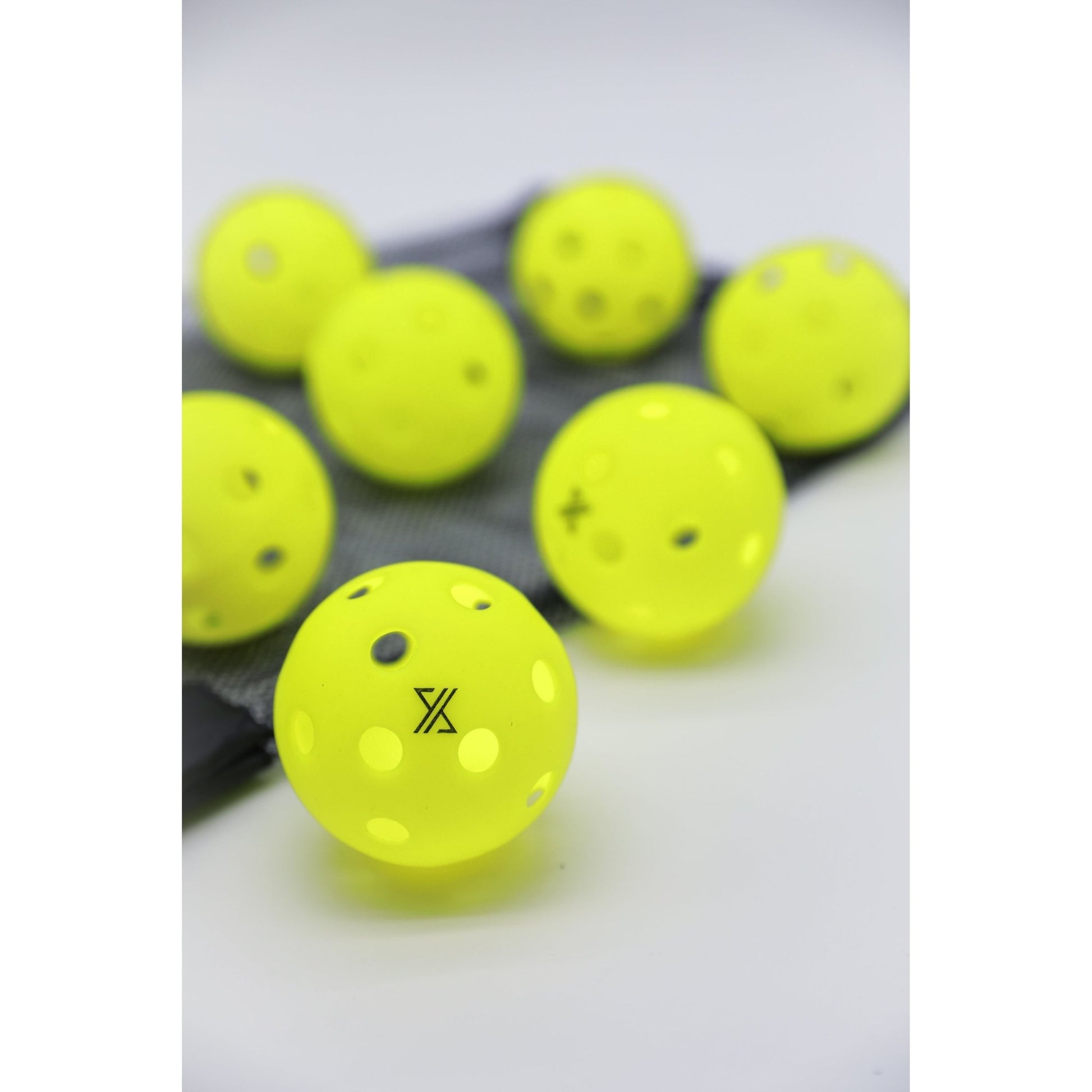 INDOOR BALL (PACK OF 8) - NEON GREEN - Grip On Golf & Pickleball Zone