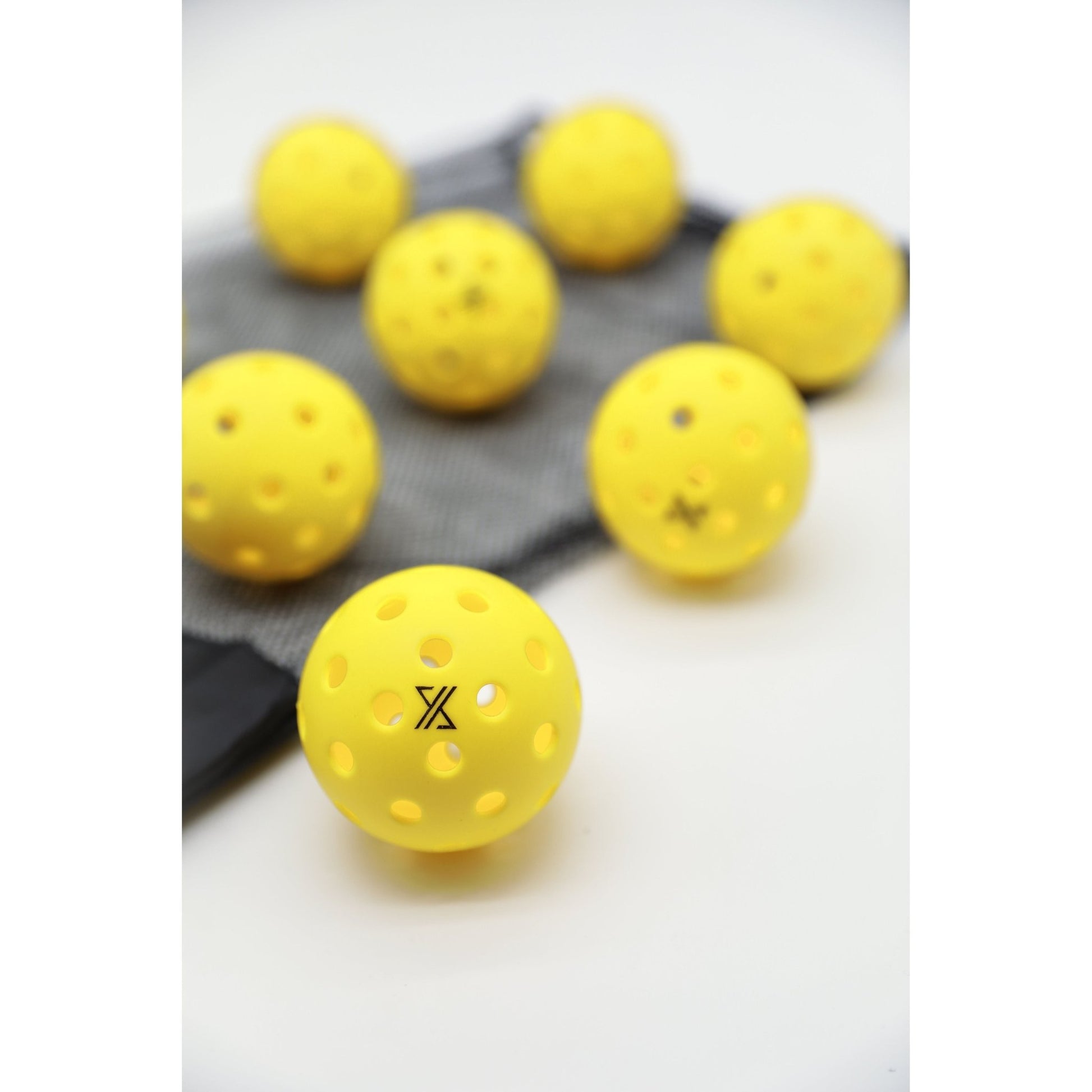 OUTDOOR BALLS (PACK OF 8) - YELLOW - Grip On Golf & Pickleball Zone