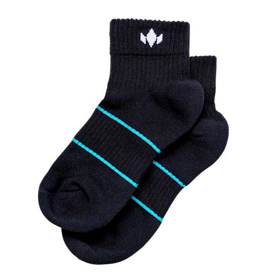 PERFORMANCE QUARTER SOCKS